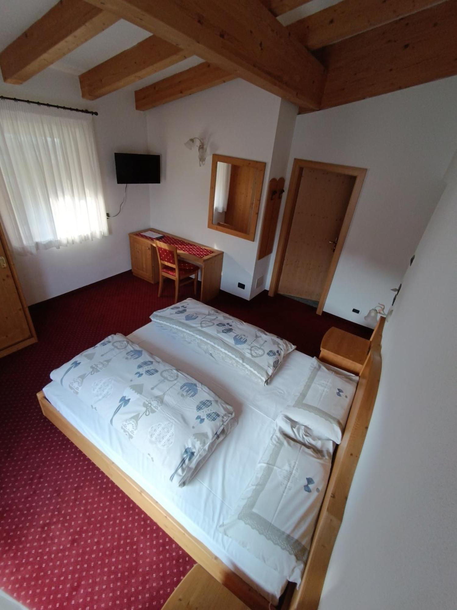 Hotel Vigo ヴィーゴ・ディ・ファッサ エクステリア 写真